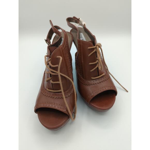 💋 Steve Madden “Penelope” Slingback Heels | Nude Patent Leather | Size 8 | NEW - Picture 1 of 7